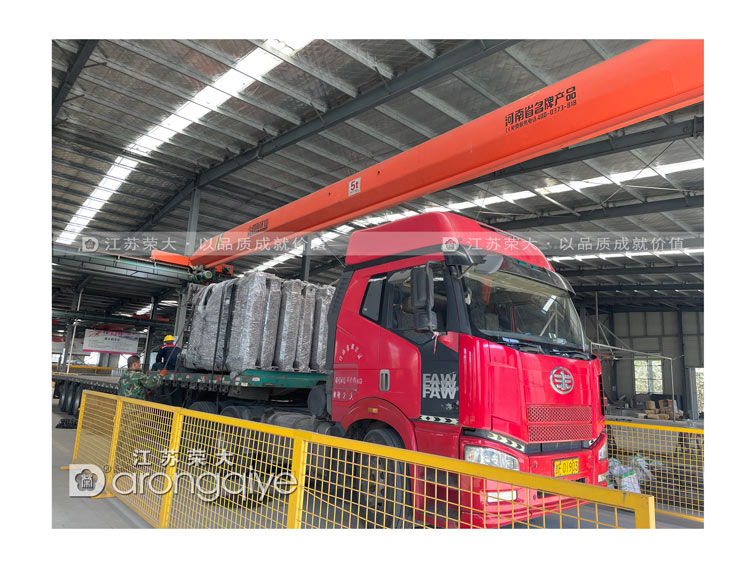 吉林省公交站臺(tái)候車(chē)亭發(fā)貨案例配圖一